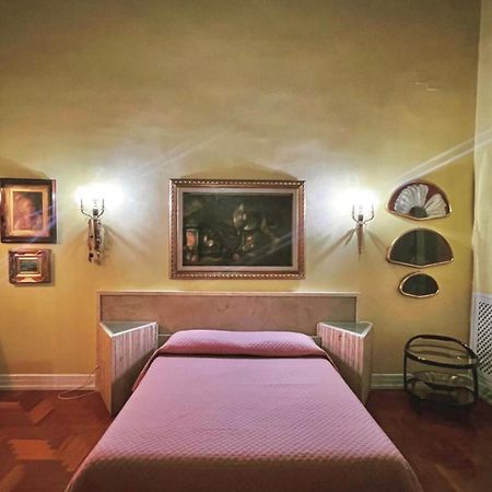 Il Salotto B&B نابولي المظهر الخارجي الصورة